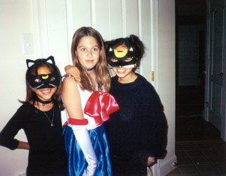 Ada,Michelle,Thy-Halloween 99
